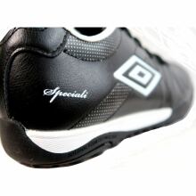 buty piłkarskie Umbro